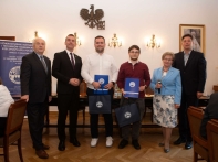 uroczysto-ogoszenia-wynikw-z-konkursu-na-najlepsze-prace-dyplomowe-i-i-ii-stopnia_54582203003_o